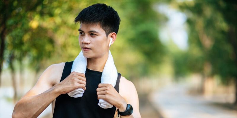Jenis Kulitnya Beda, Ini Tipe Sunscreen yang Cocok untuk Pria Indonesia