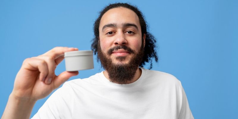 Cara Menggunakan Pomade yang Benar/Freepik.com