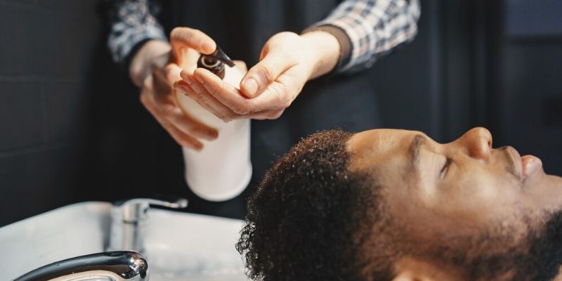 Tips Merawat Rambut Keriting/Freepik.com