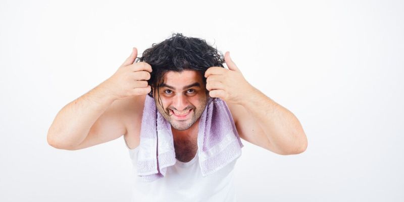 Tips Merawat Rambut Keriting/Freepik.com