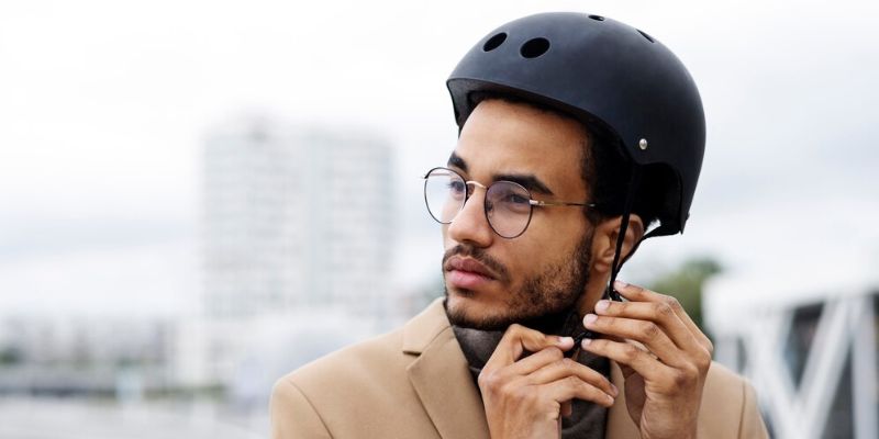 Merawat Rambut yang Sering Pakai Helm/Freepik.com