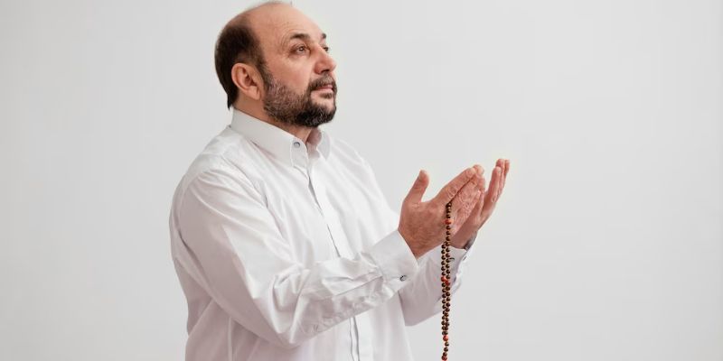 Tips Khusyuk saat Tarawih/Freepik.com