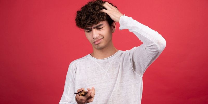 Dampak Buruk Air Hujan pada Rambut/Freepik.com