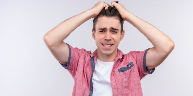 Dampak Buruk Air Hujan pada Rambut/Freepik.com