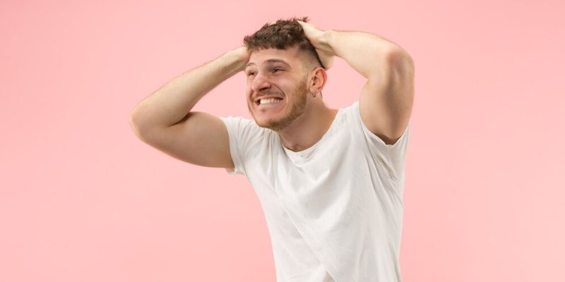 Benarkah Rambut Ketiak Bikin Bau Badan? Pelajari Dulu Fakta-Faktanya Sebelum Mencukur
