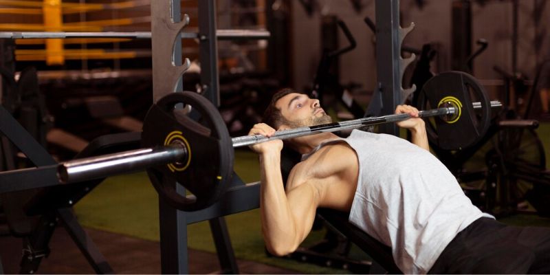 Alasan Melakukan Bench Press/Freepik.com
