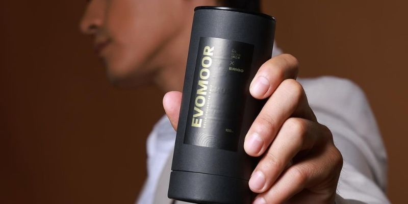 Parfum MS GLOW FOR MEN x Erigo/Instagram Erigo