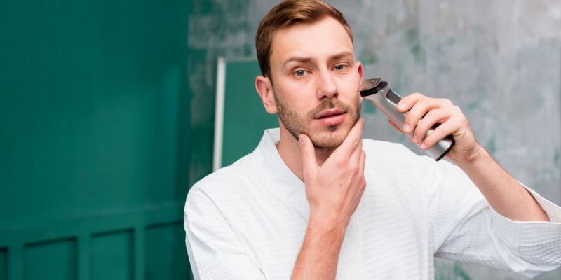 4 Alasan Pria Wajib Pakai Skincare, Bukan Hanya Soal Estetika