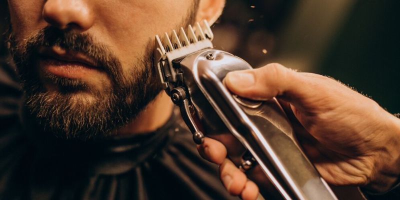 Mencukur Rambut Ala Barbershop
